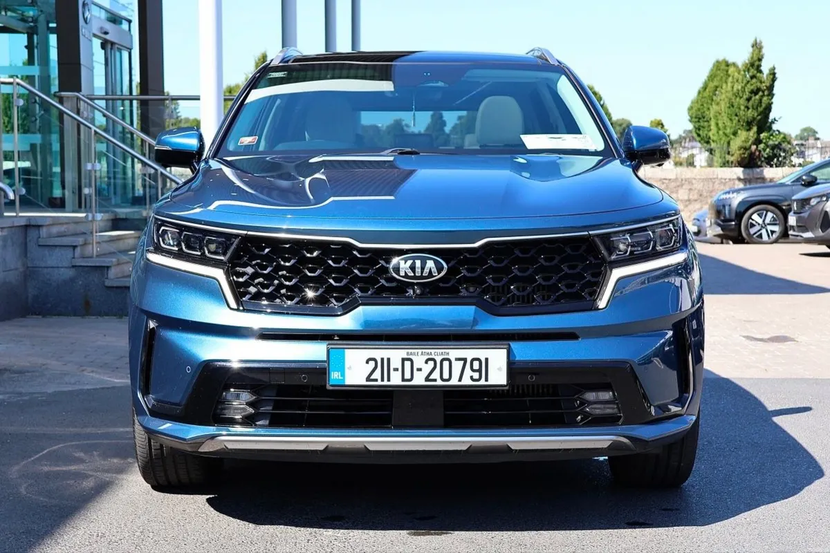 Kia Sorento 1.6 PHEV K4 4X4 7 seats - Image 3