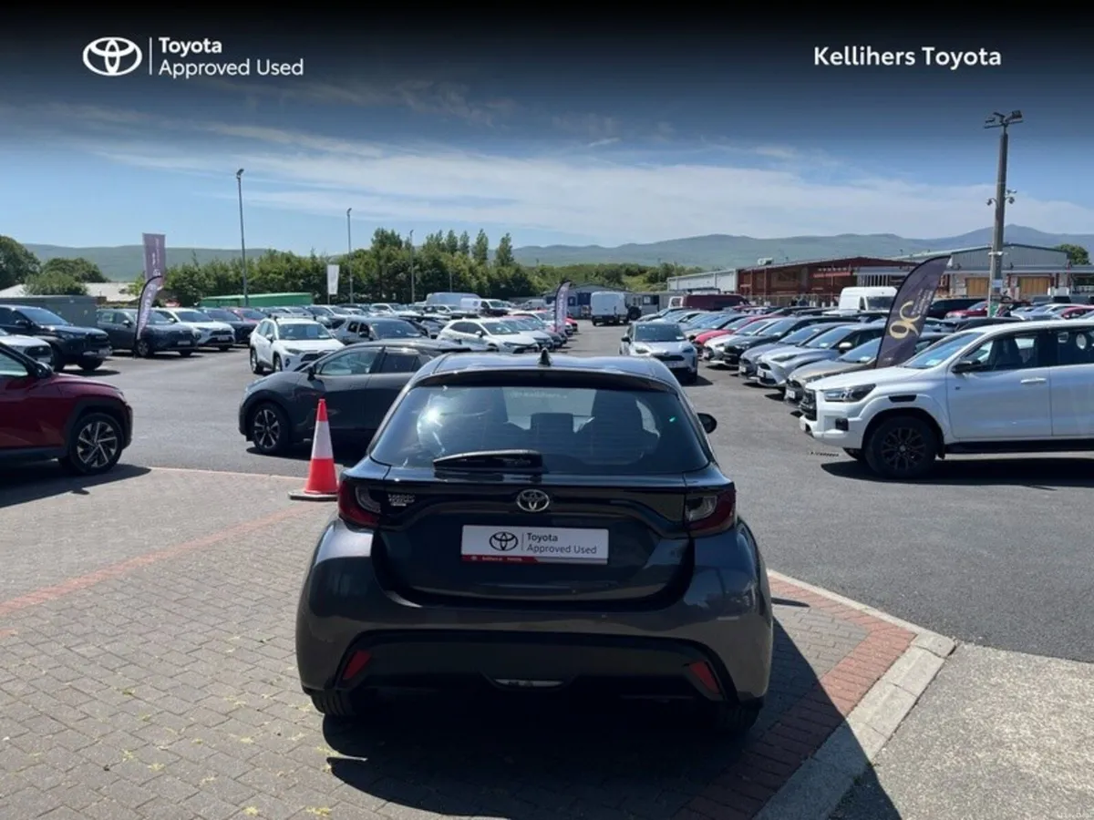 Toyota Yaris YARIS 1.0 LUNA - Image 4