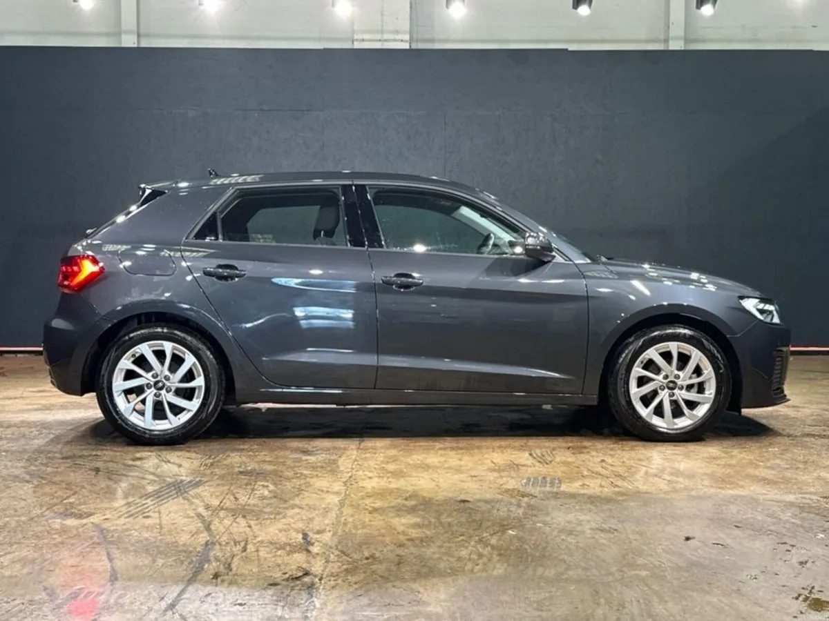Audi A1 1.0 TFSI AUTOMATIC SPORTBACK - FACTORY ALL - Image 3