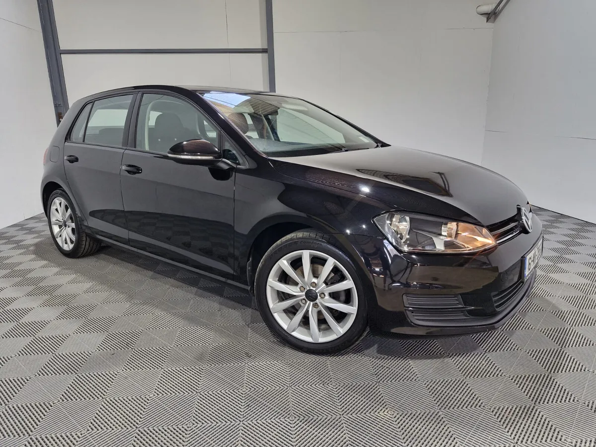 2016 Volkswagen Golf 1.4 TSi Auto 86,800 KM - Image 1