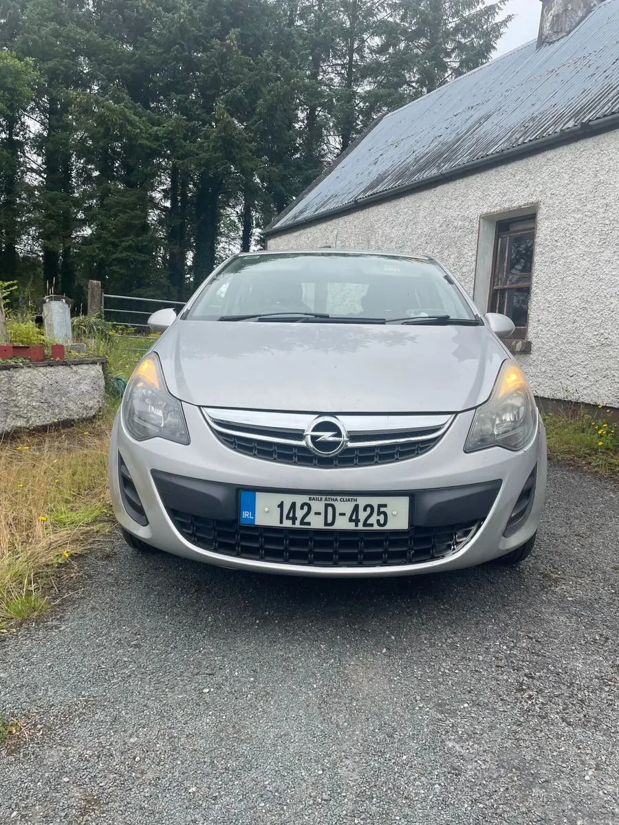 Opel Corsa 2014 - Image 2