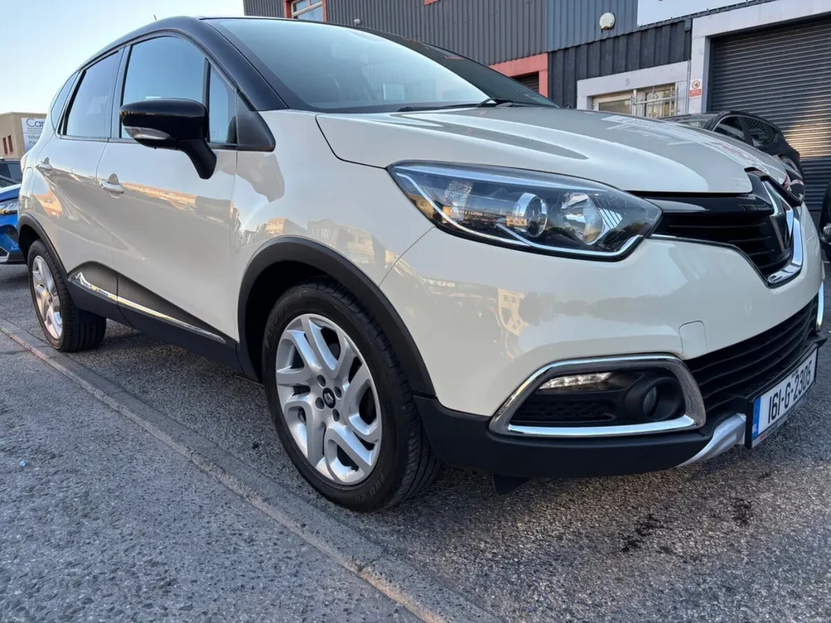 2016 Renault Captur 1.5 dci SIGNATURE - Image 6