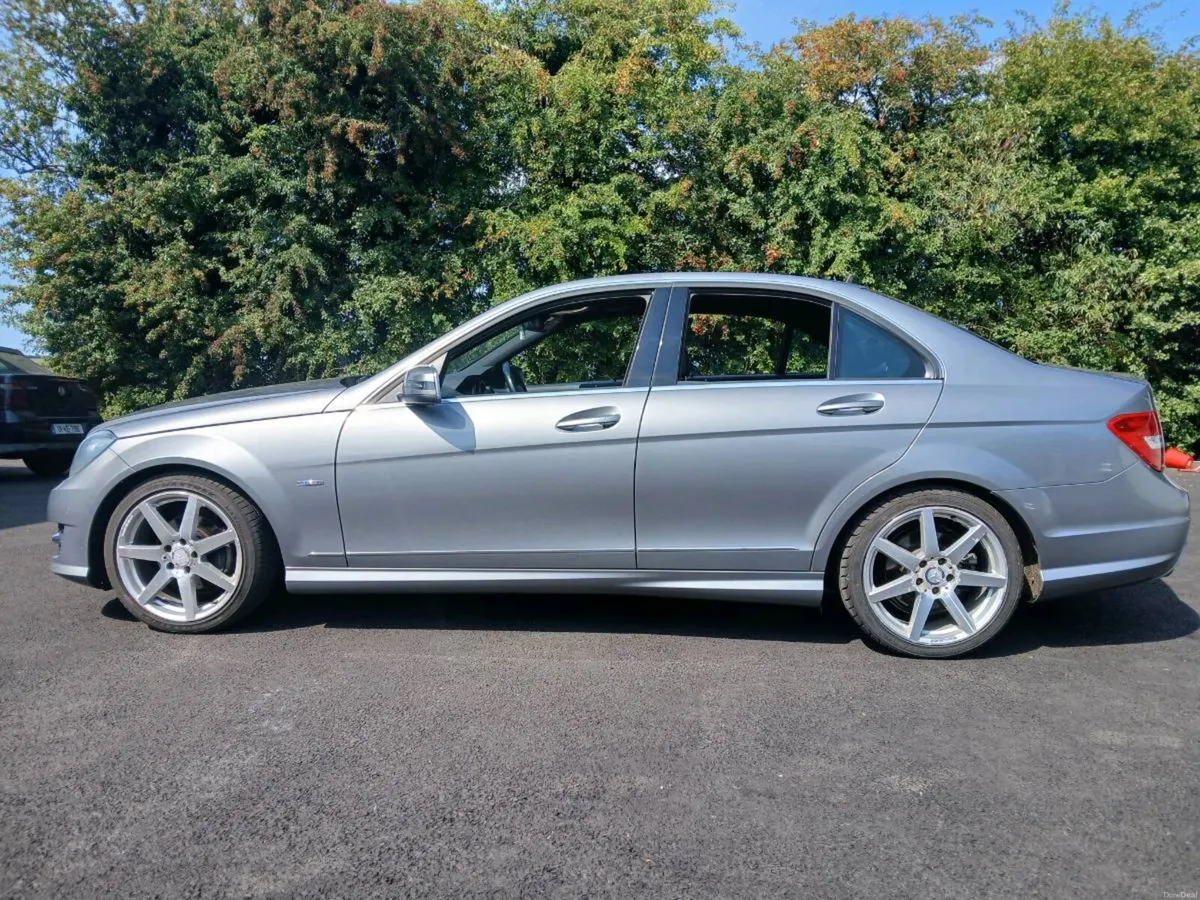 Mercedes C220 manual AMG line with 12 month NCT - Image 4