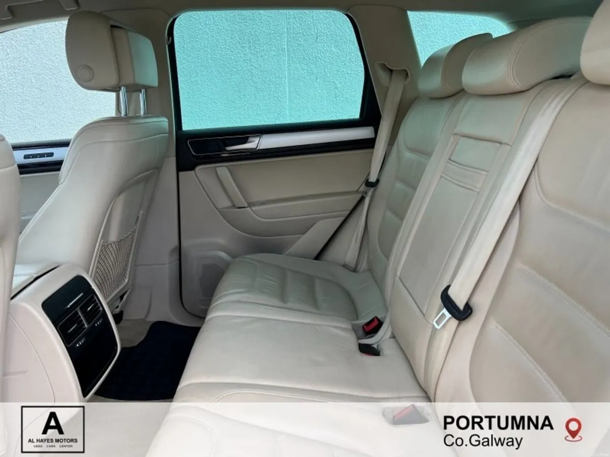 Volkswagen Touareg AUTOMATIC R-LINE 3.0TDI 262 BHP - Image 6