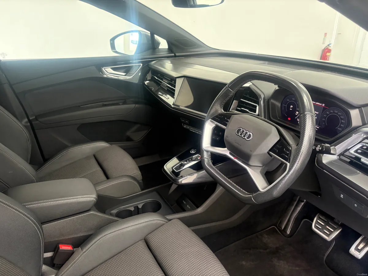 Audi Q4 e-tron 40 S Line 82Kwh 2023 - Image 3