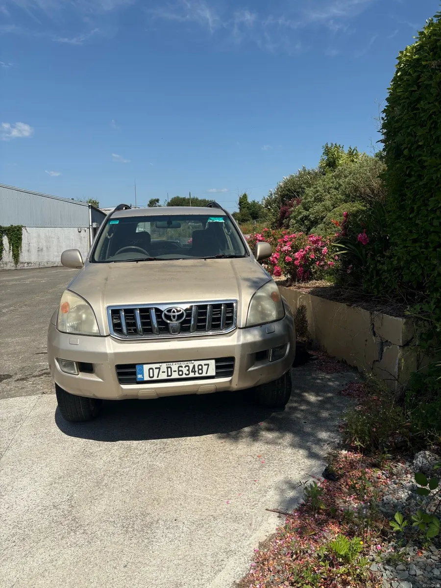 Toyota Land Cruiser - Image 2