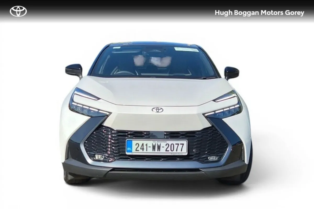 Toyota C-HR Hybrid Sol - Image 5
