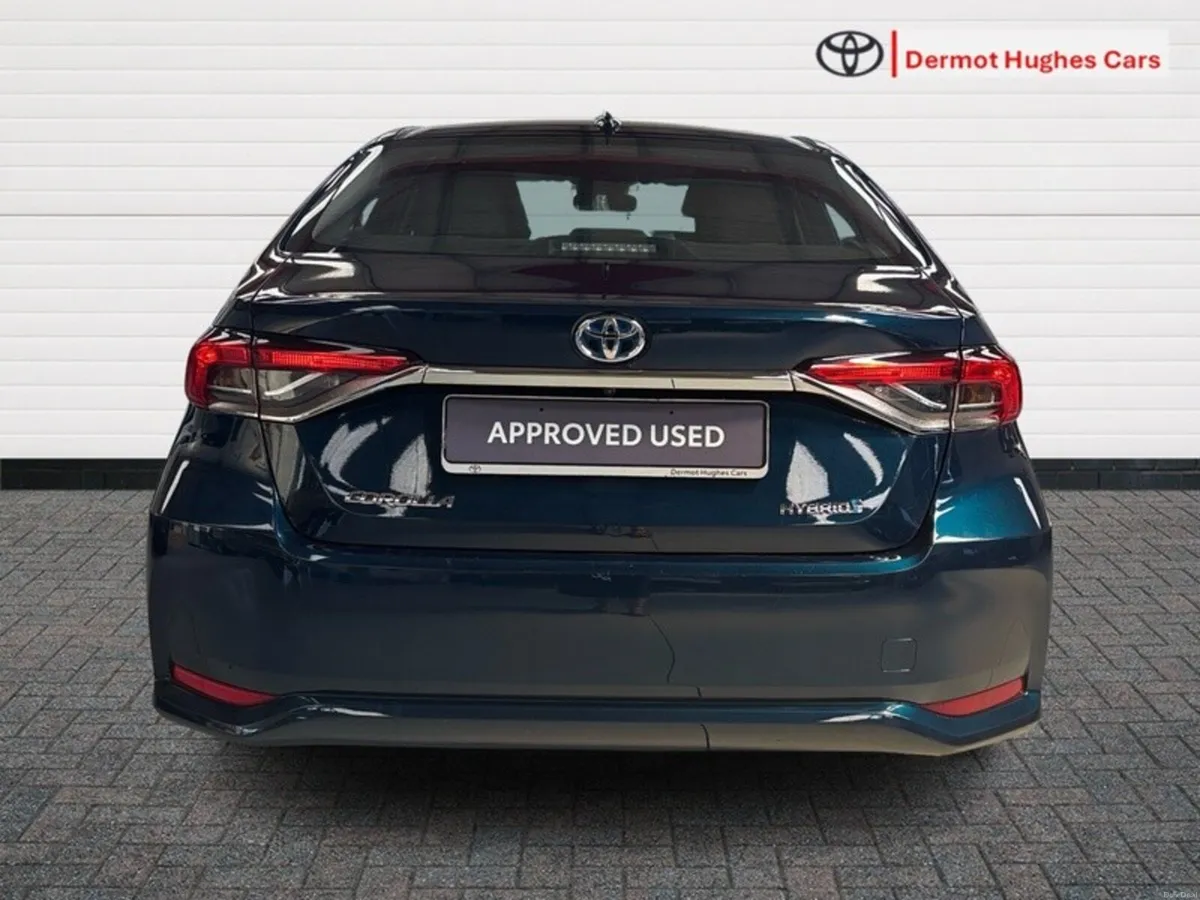 Toyota Corolla LUNA SALOON 4DR AUTO - Image 4