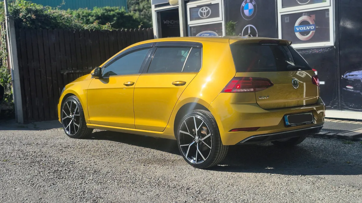 Volkswagen Golf 1.2 TSI 5DR Automatic DSG 2018 - Image 5