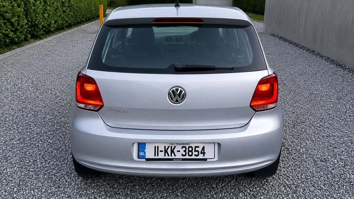 2011 Volkswagen Polo - Image 3