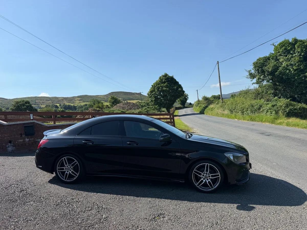 2018 Mercedes CLA - Image 4
