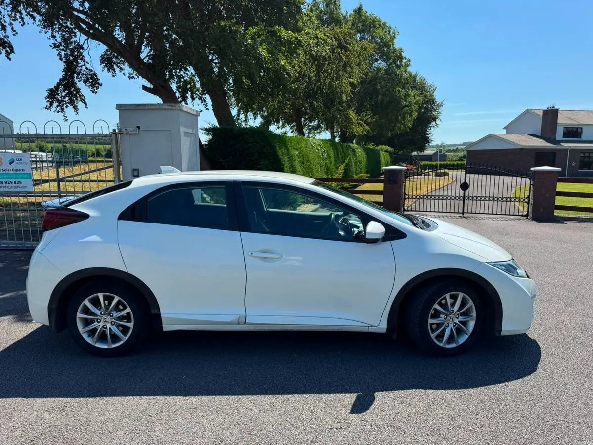 Honda Civic Sport D-tec 2015 - Image 3