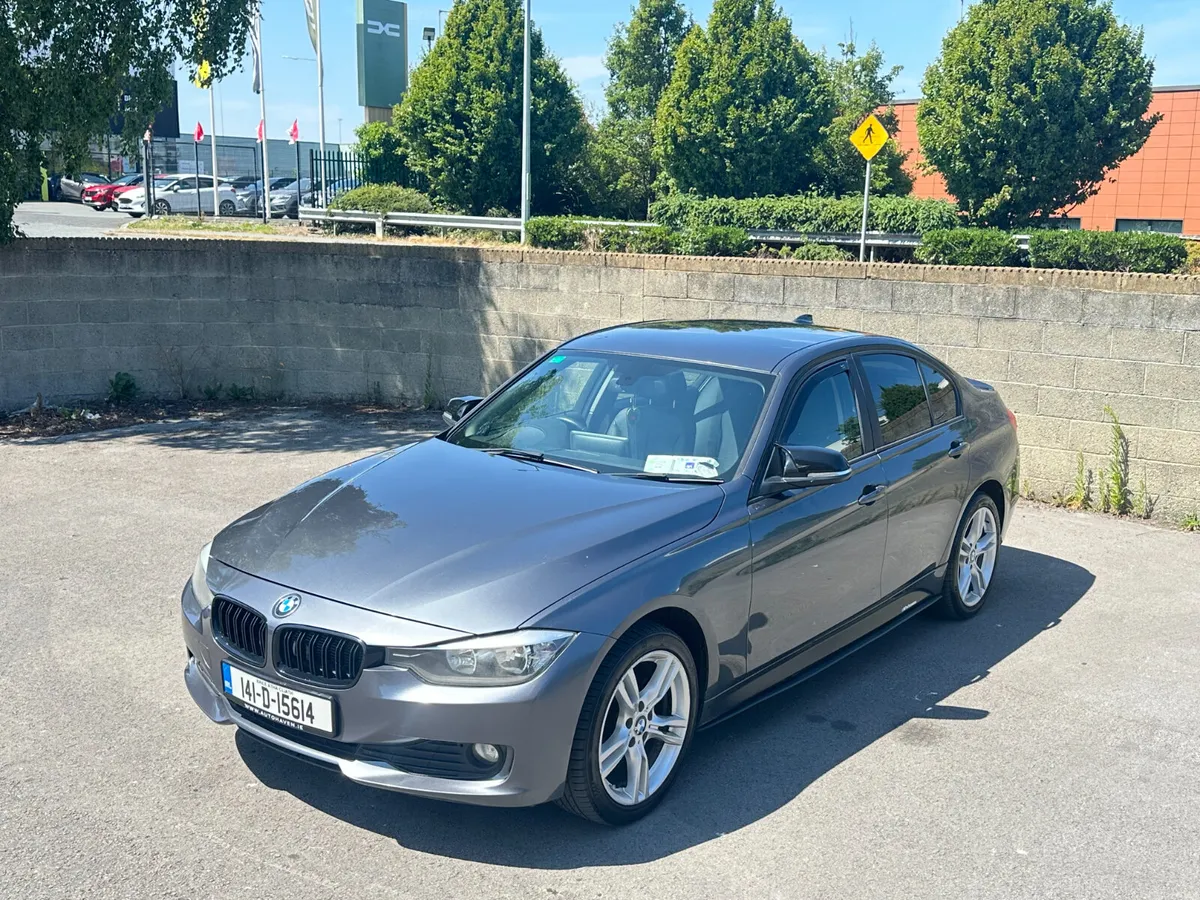 BMW 3-Series 2014,318D SE Z3AR+Nct11-03-27 - Image 2