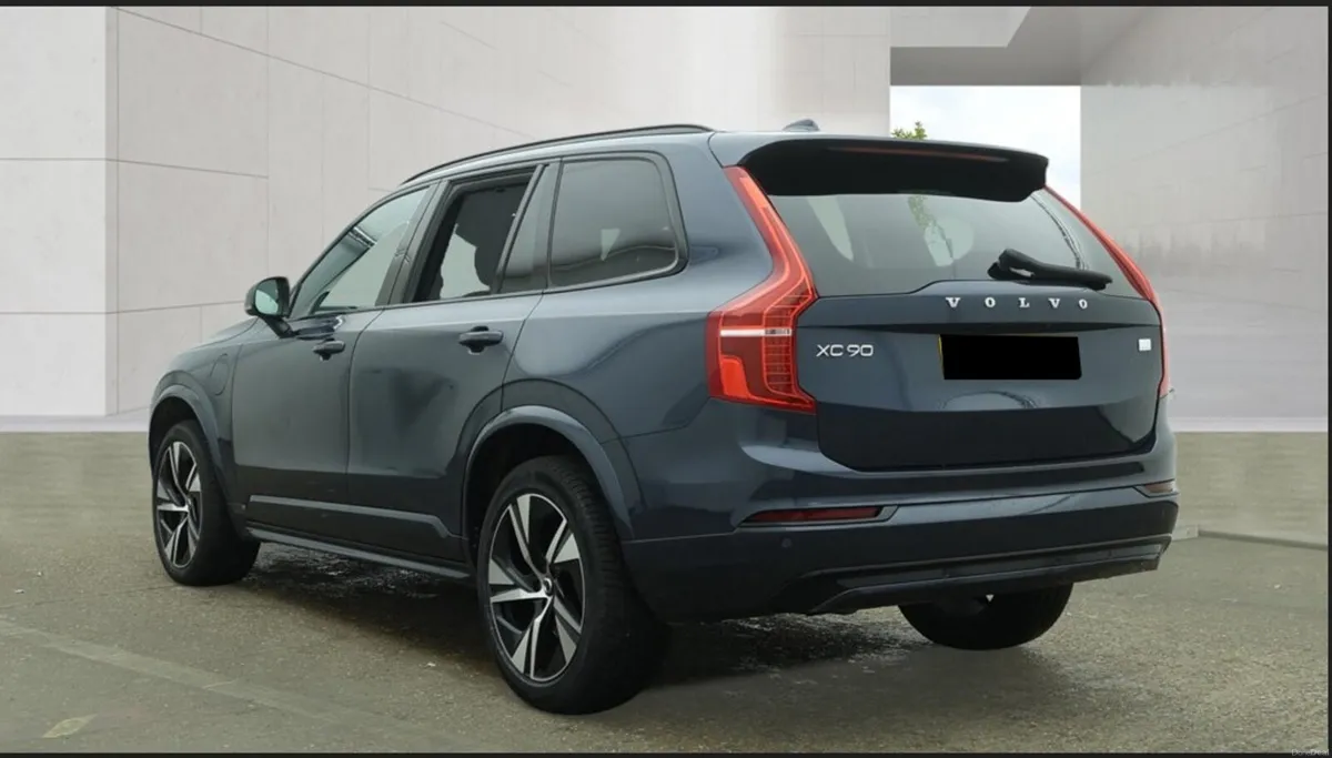 VOLVO XC90 -DESIGN T8 RCHARGE RECHARGE / 212 REG - Image 3