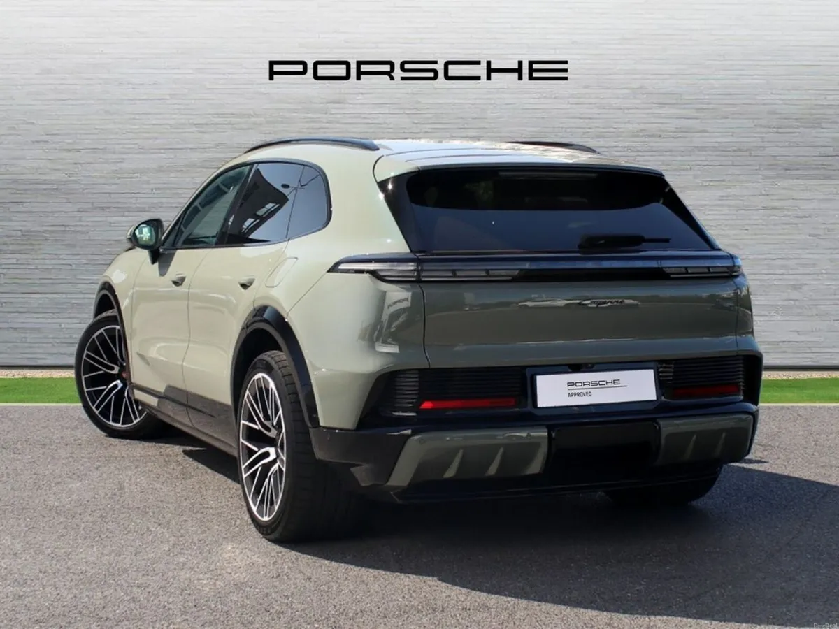 Porsche Cayenne Electric - Image 3