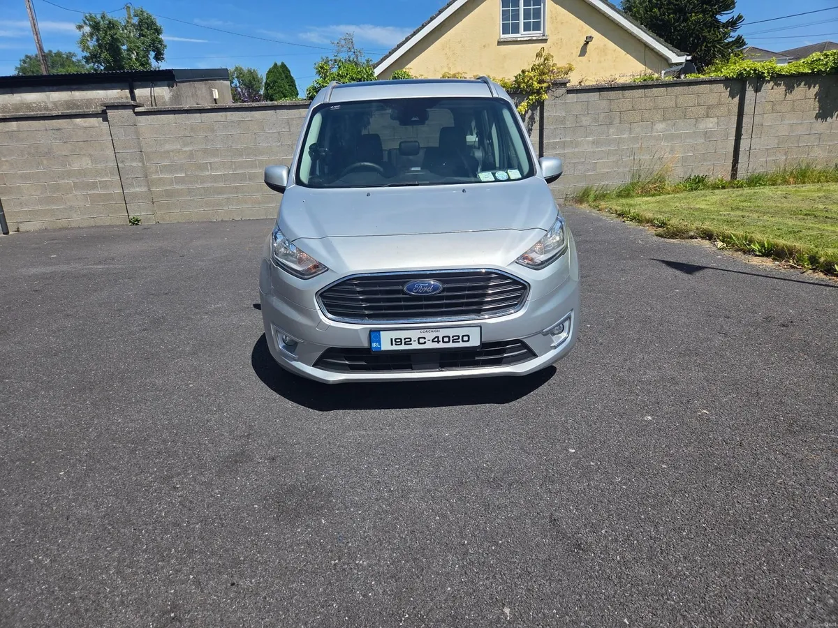 Ford Tourneo 2019 - Image 2