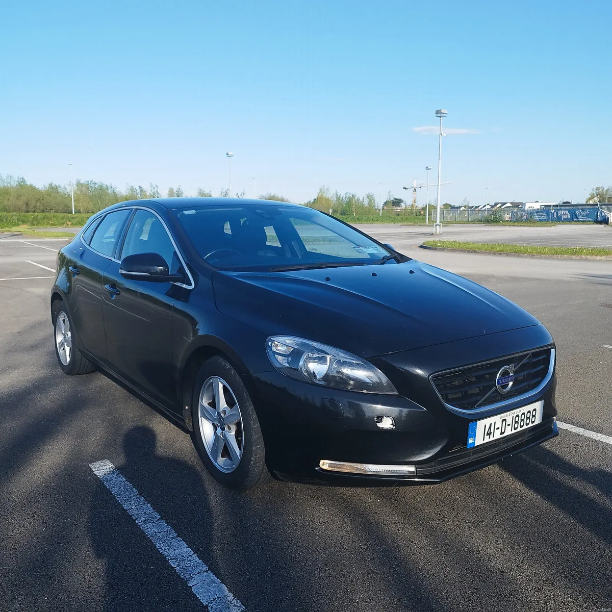 Volvo V40 D2 Economical, Reliable & Well Equipped - Image 1