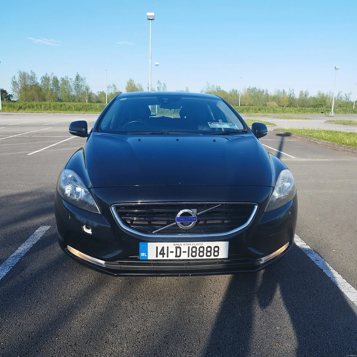 Volvo V40 D2 Economical, Reliable & Well Equipped - Image 2