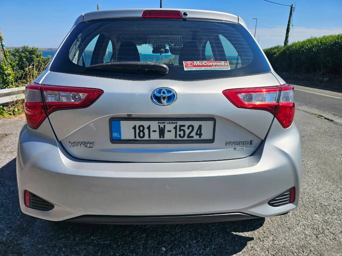 Toyota Yaris Luna - Image 4