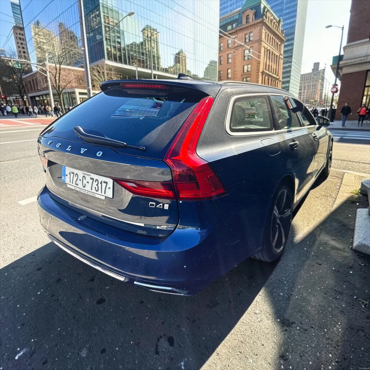 Volvo V90 2017 - Image 2