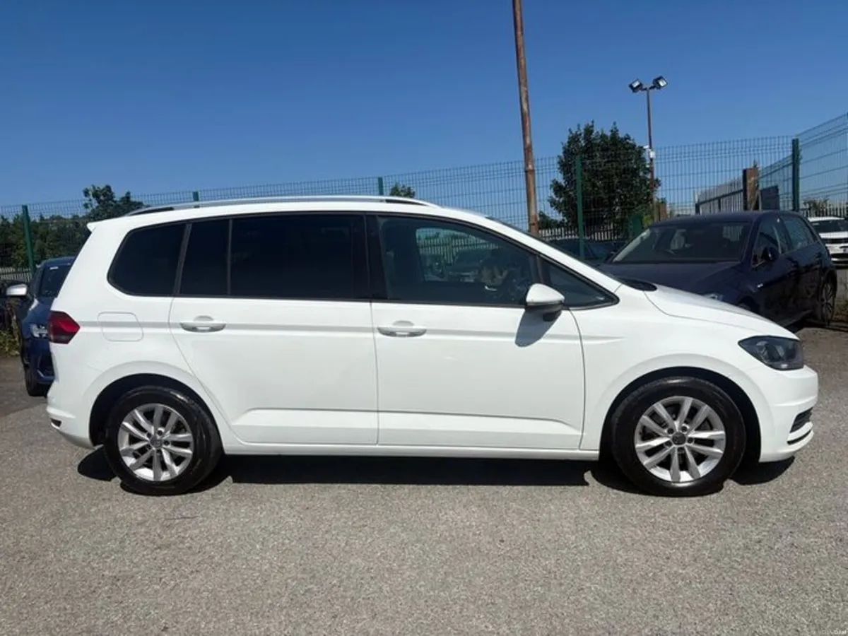 2016 Volkswagen Touran 1.6L Diesel Auto 7 Seater - Image 2