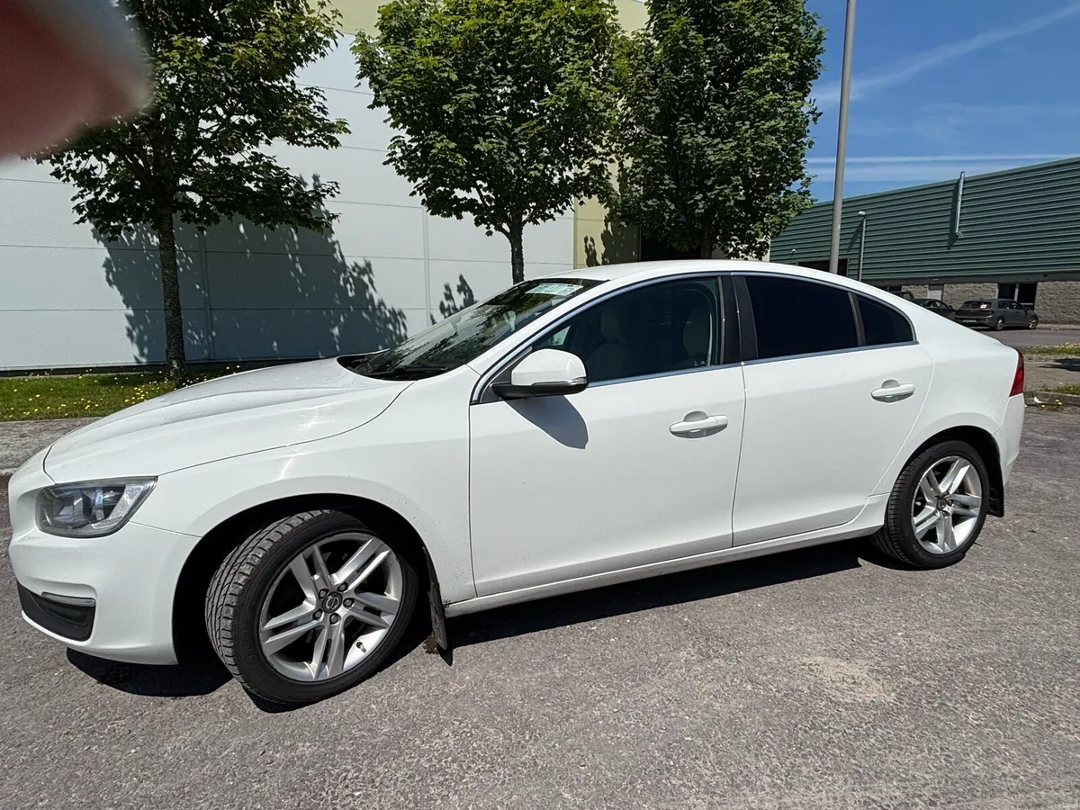 Car - Image 4