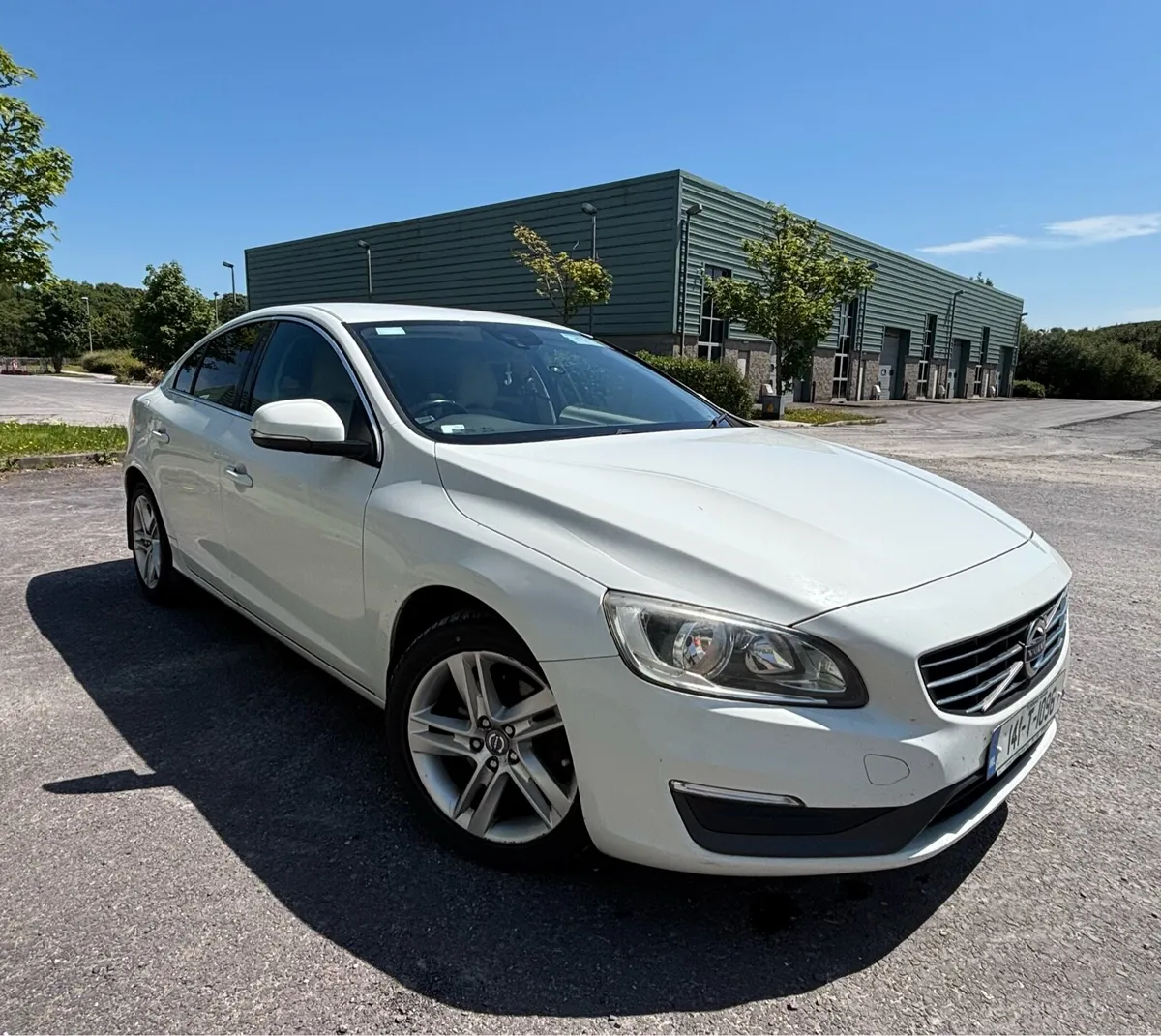 Car - Image 1