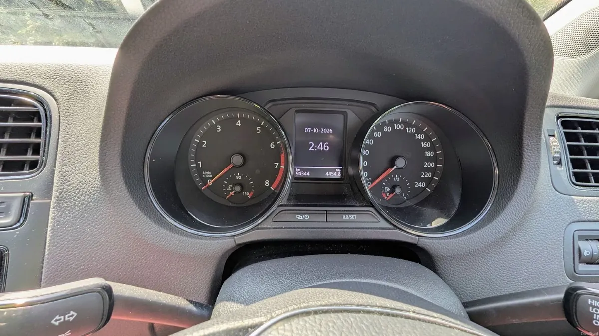 Volkswagen Polo 2017 - Image 6