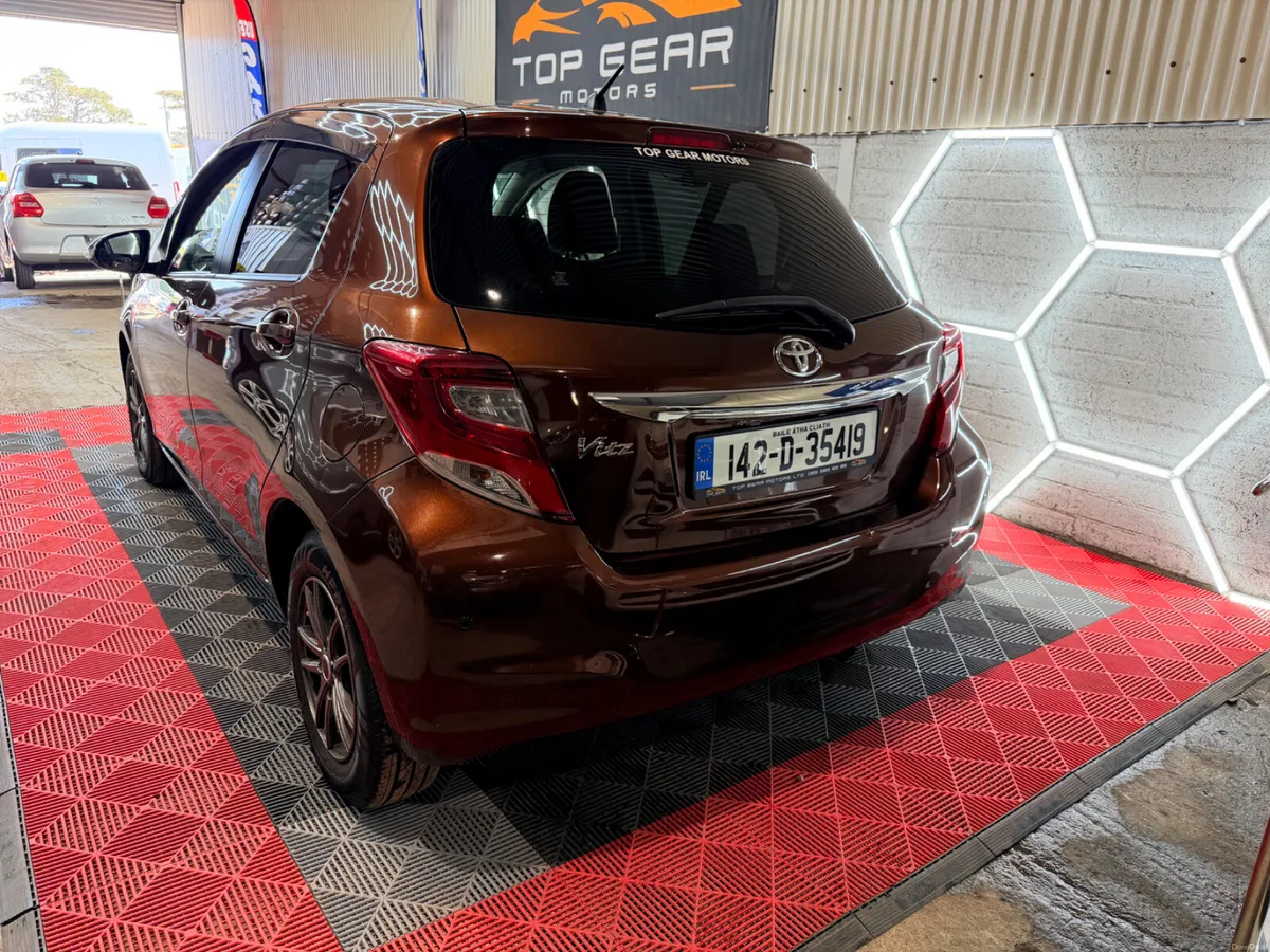 142 Toyota Yaris/ Vitz 1.3 Petrol Automatic - Image 5