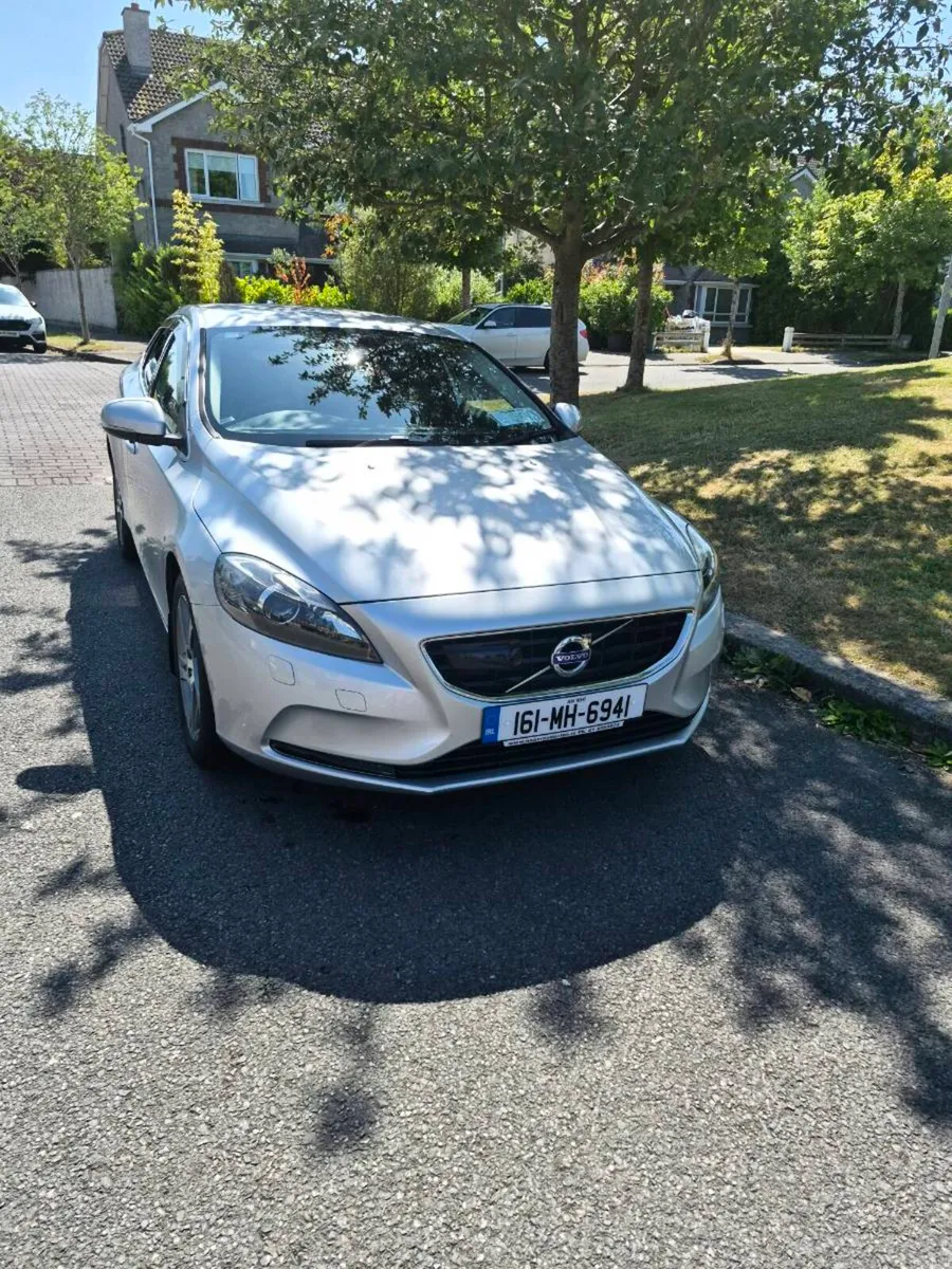 Volvo v40 2016 190ph - Image 1
