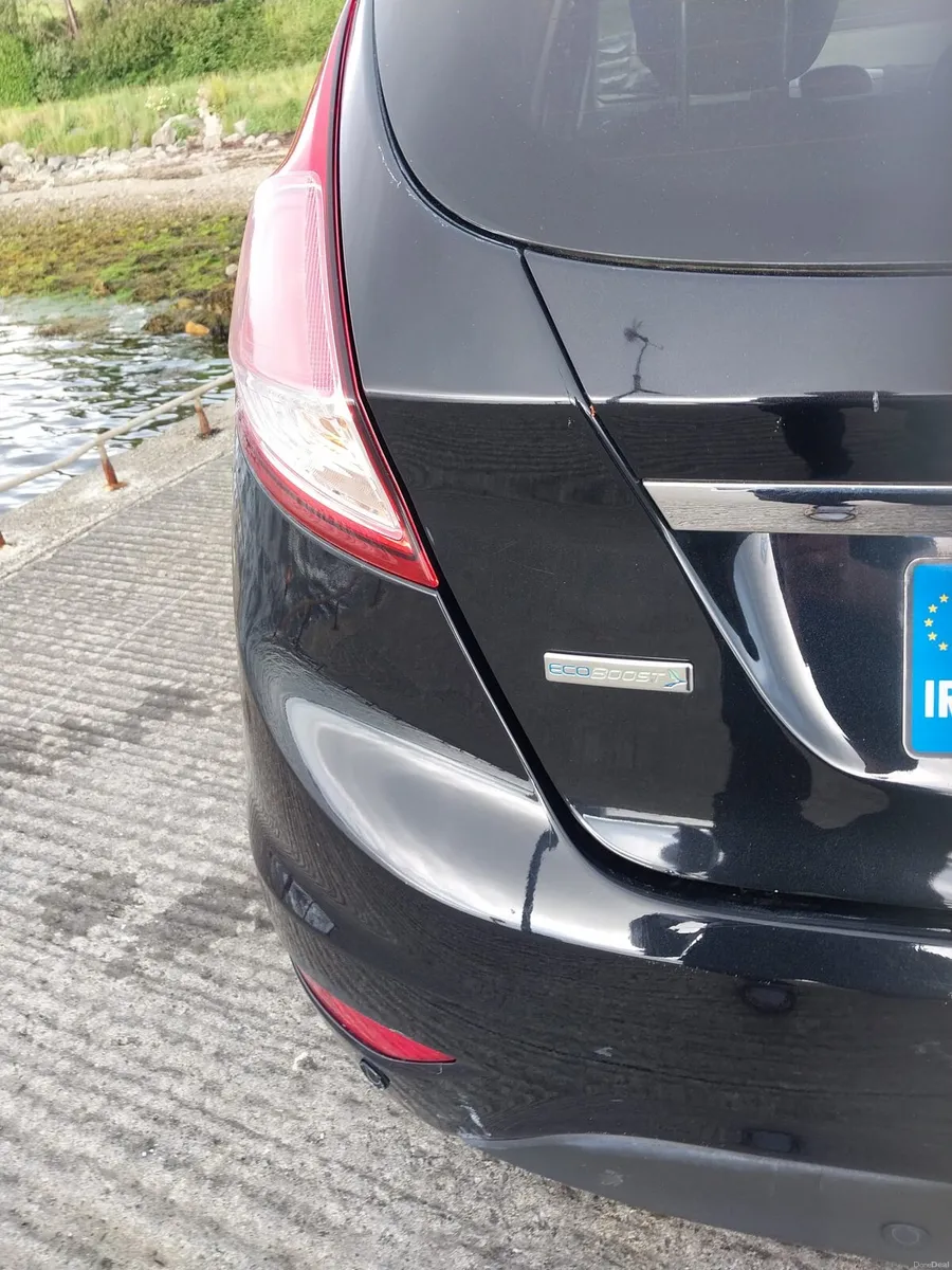 Ford Fiesta titanium 1.0 eco hatchback - Image 3