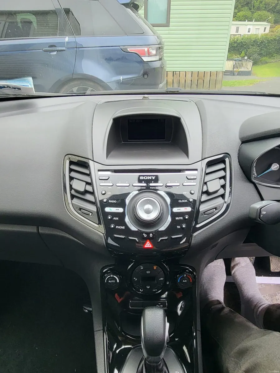 Ford Fiesta titanium 1.0 eco hatchback - Image 5
