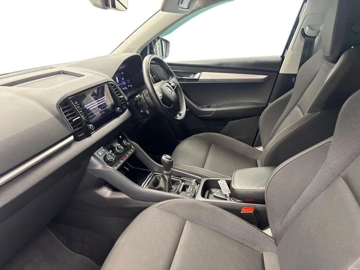 Skoda Karoq 2.0TDI SEL *JUST LANDED* €115 PER WEEK - Image 2