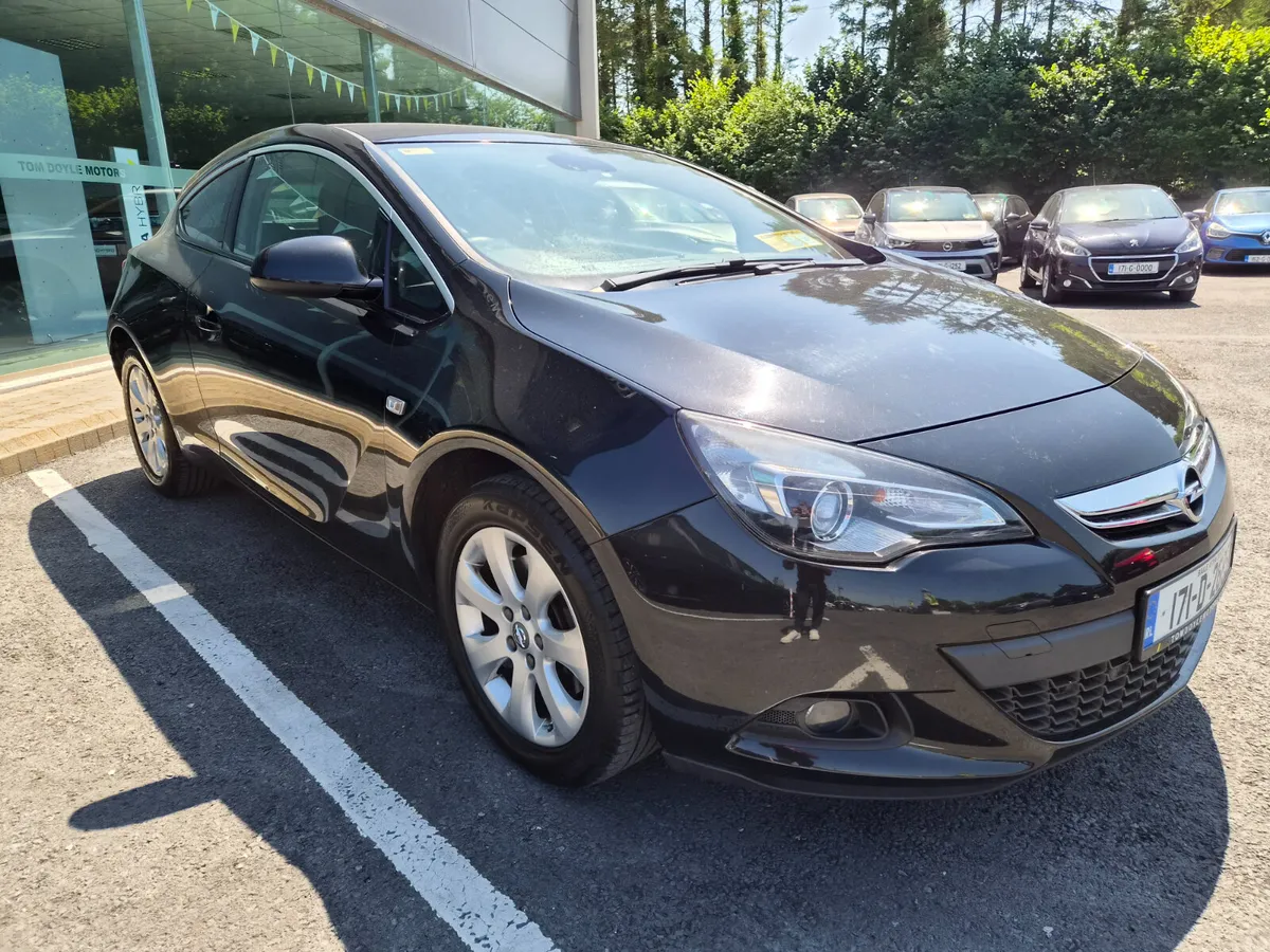 Opel Astra GTC 2017 1.4L Petrol Manual - Image 2
