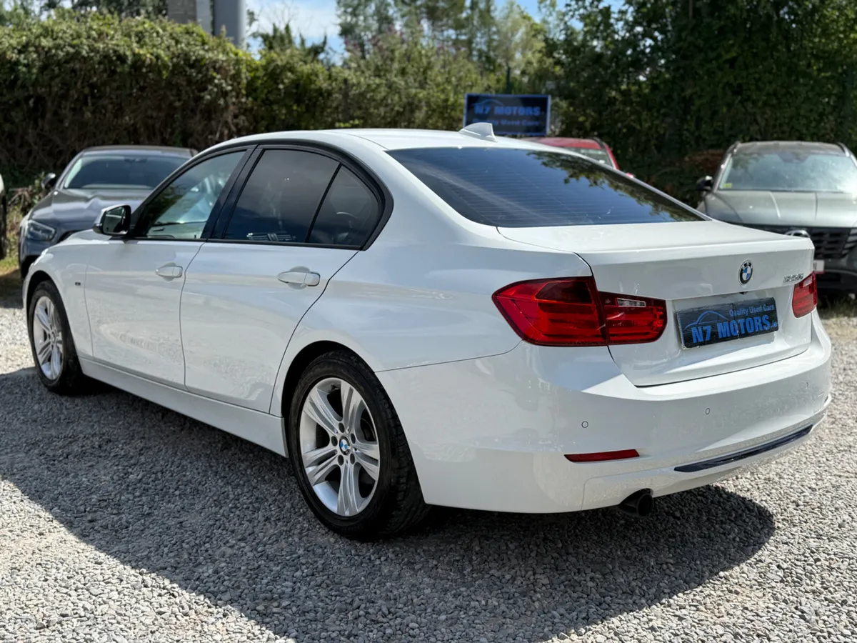 2013 BMW 3 Series 320i SPORT AUTO - Image 5