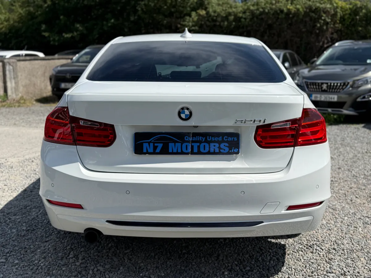 2013 BMW 3 Series 320i SPORT AUTO - Image 4