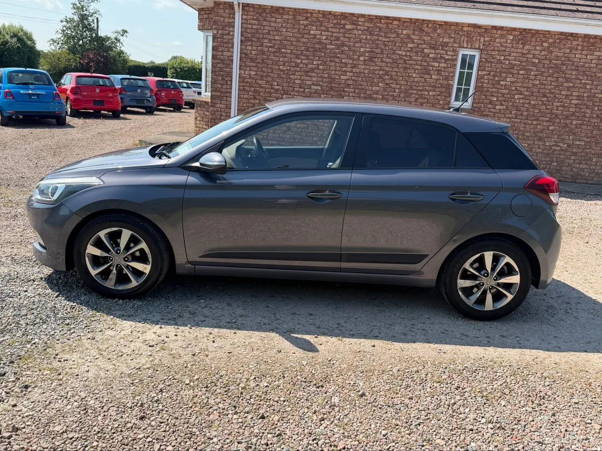 Hyundai i20 2015 - Image 4