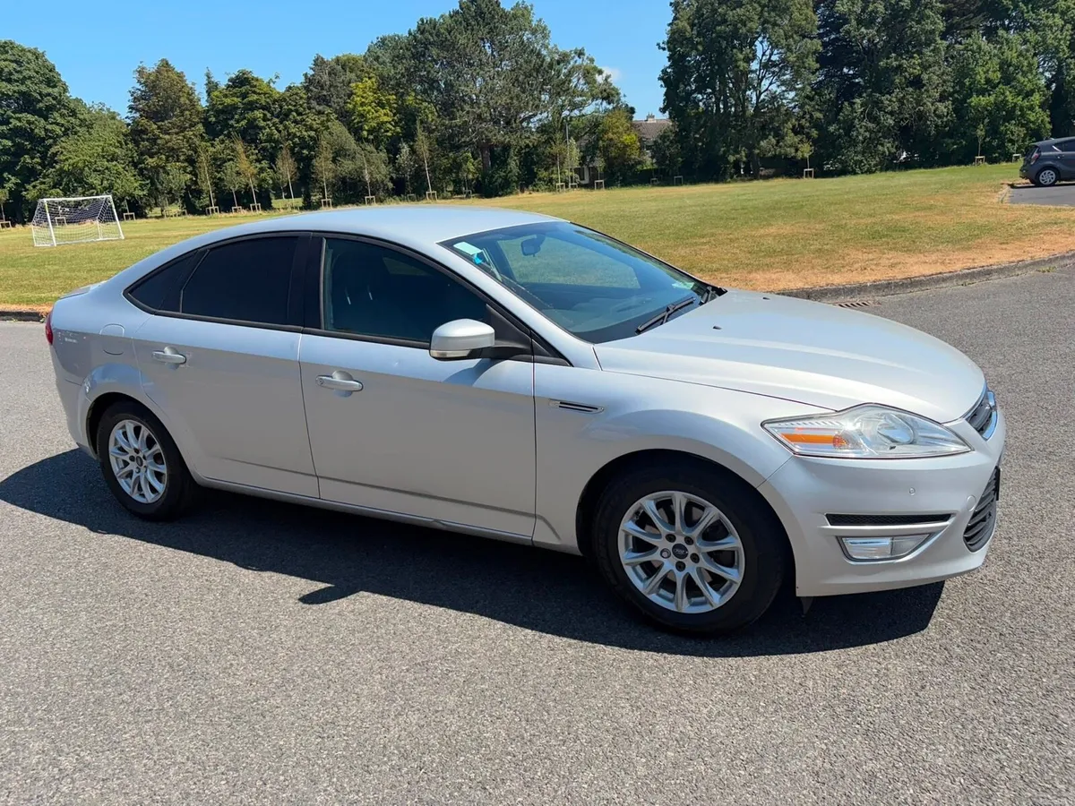 2011 FORD MONDEO NCT 12/26 - Image 1