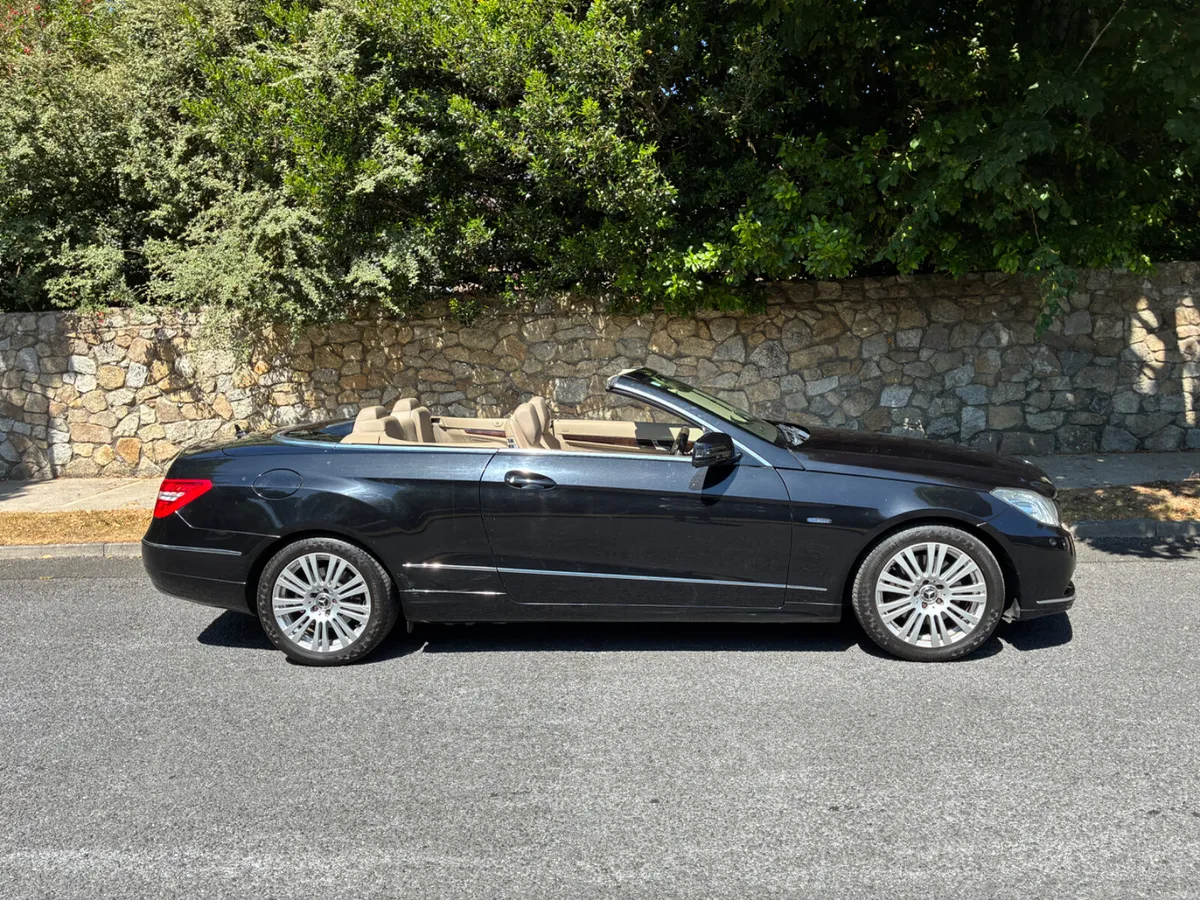 Mercedes-Benz E250 CDI Conv - Image 3