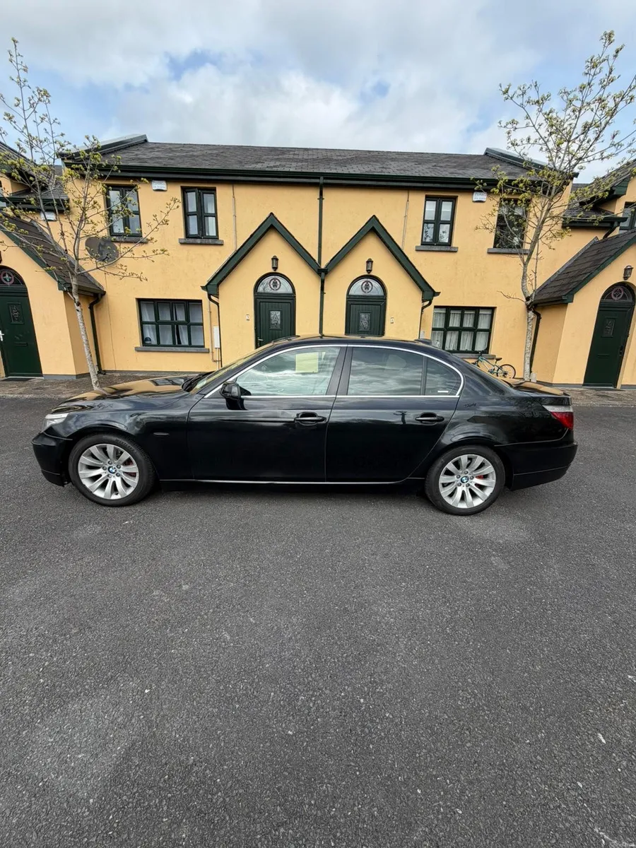 BMW 5-Series 2008 - Image 3