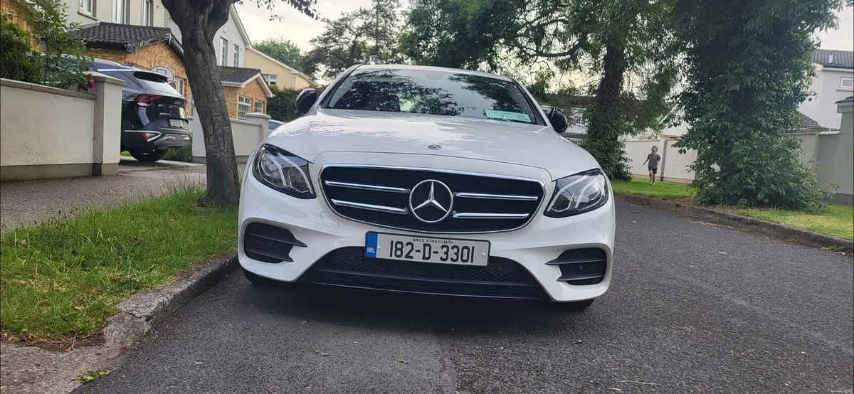 Mercedes E220 - Image 1