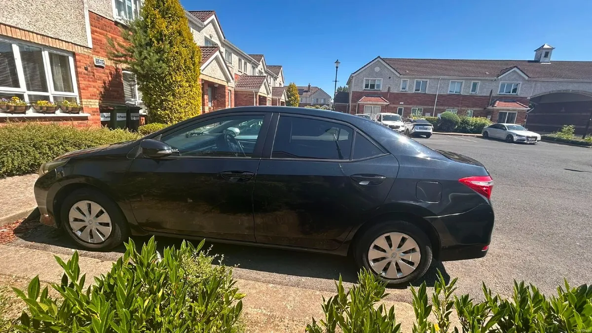 Toyota Corolla 2014 - 1.4 D4D - NCT 10/2026 - Image 3
