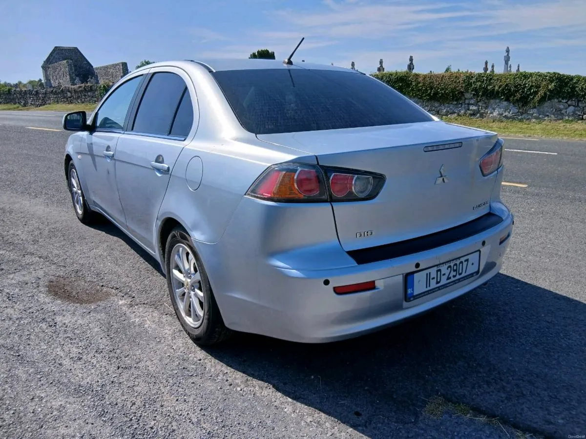 2011 Mitsubishi Lancer - Image 4