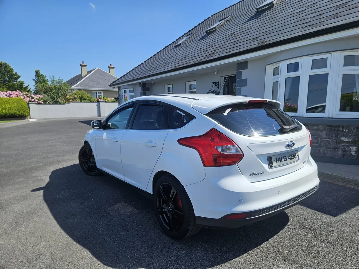 Ford focus 1.6 Diesel. Well looked after car - Image 2