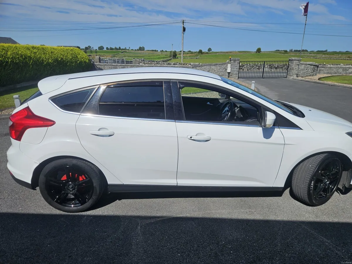 Ford focus 1.6 Diesel. Well looked after car - Image 4