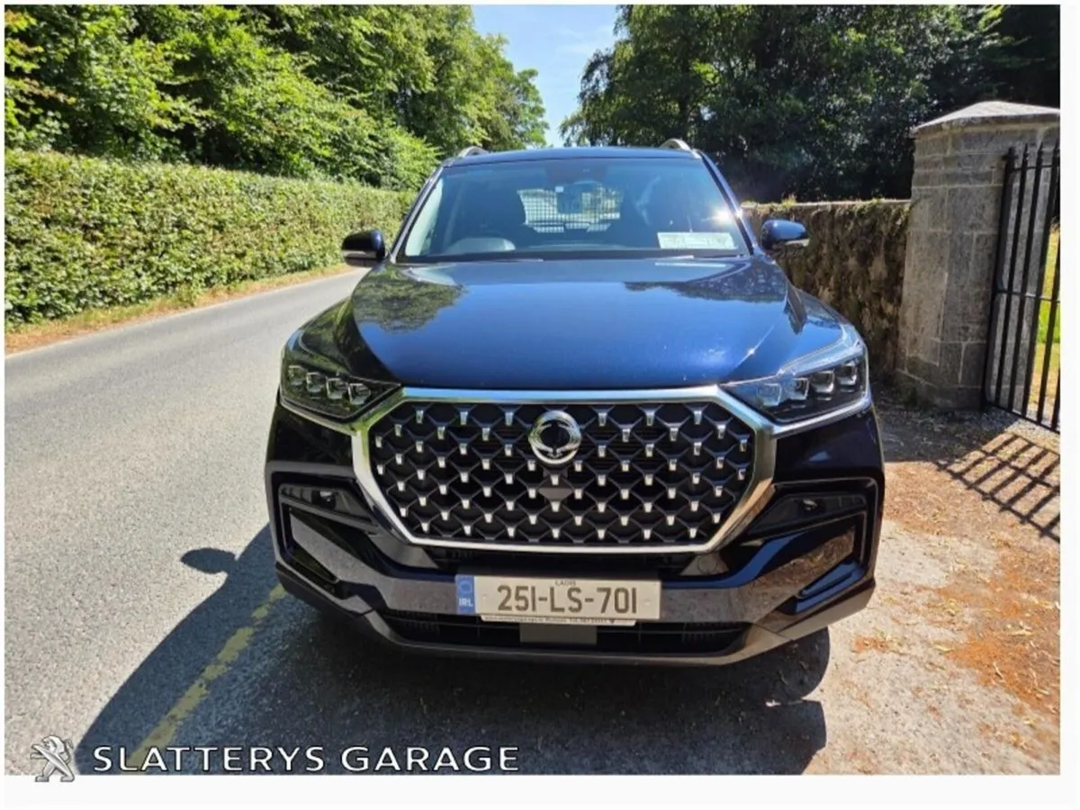 SsangYong Rexton REXTON 2.2 P/T 4WD 2 SEAT COM - Image 2