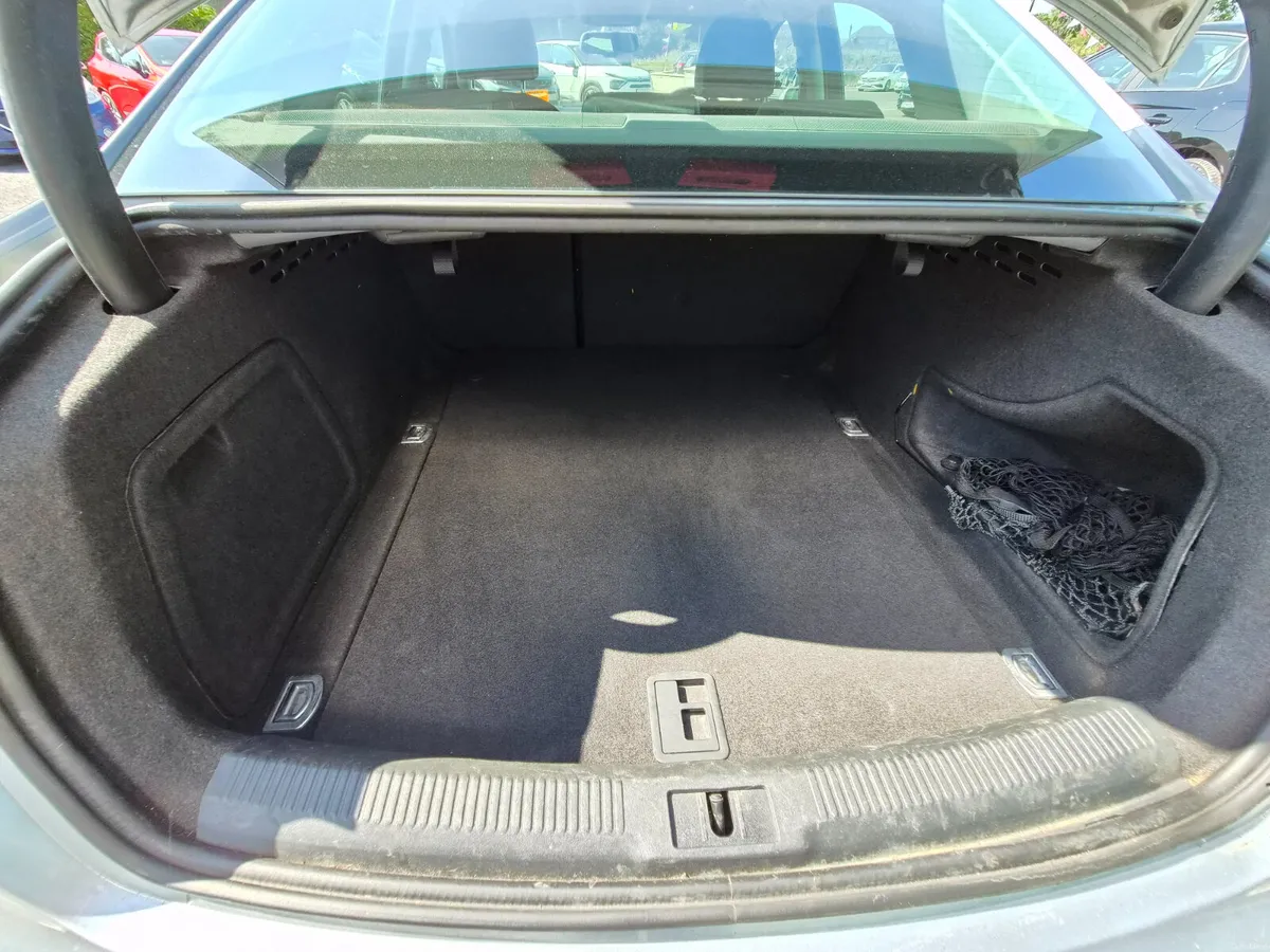 Audi A4 Ultra 2015 2.0L Diesel Manual - Image 5