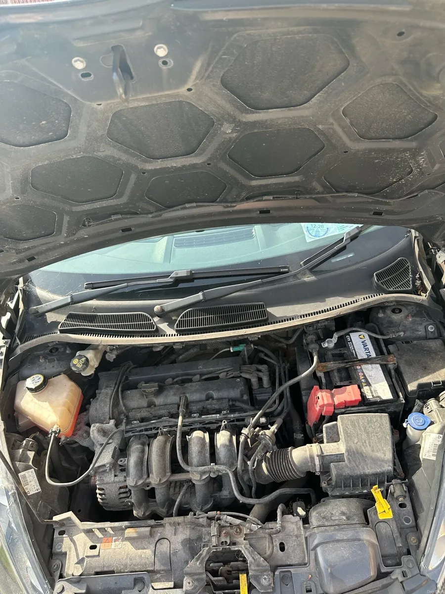 Ford fiesta - Image 6