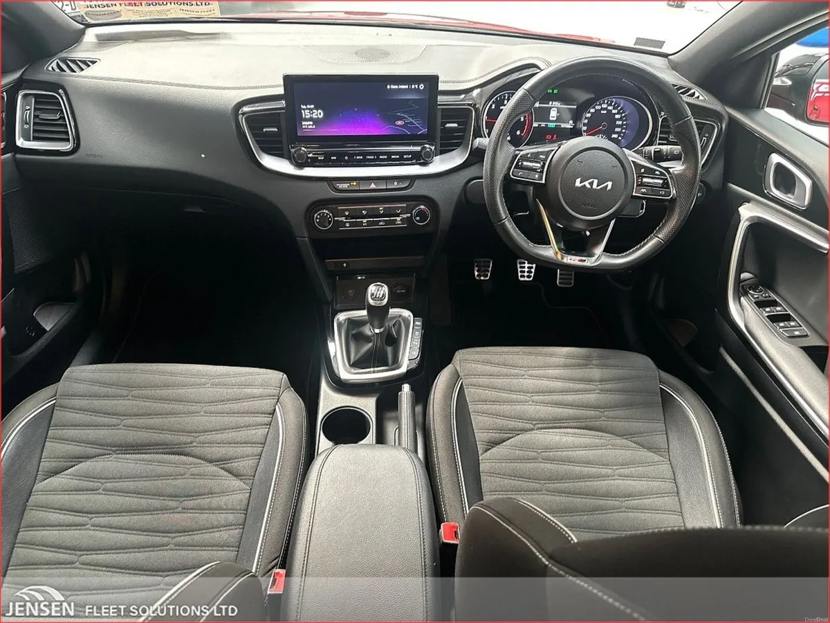 Kia Ceed 1.6d 134ps MHEV GT Line Diesel - Image 3