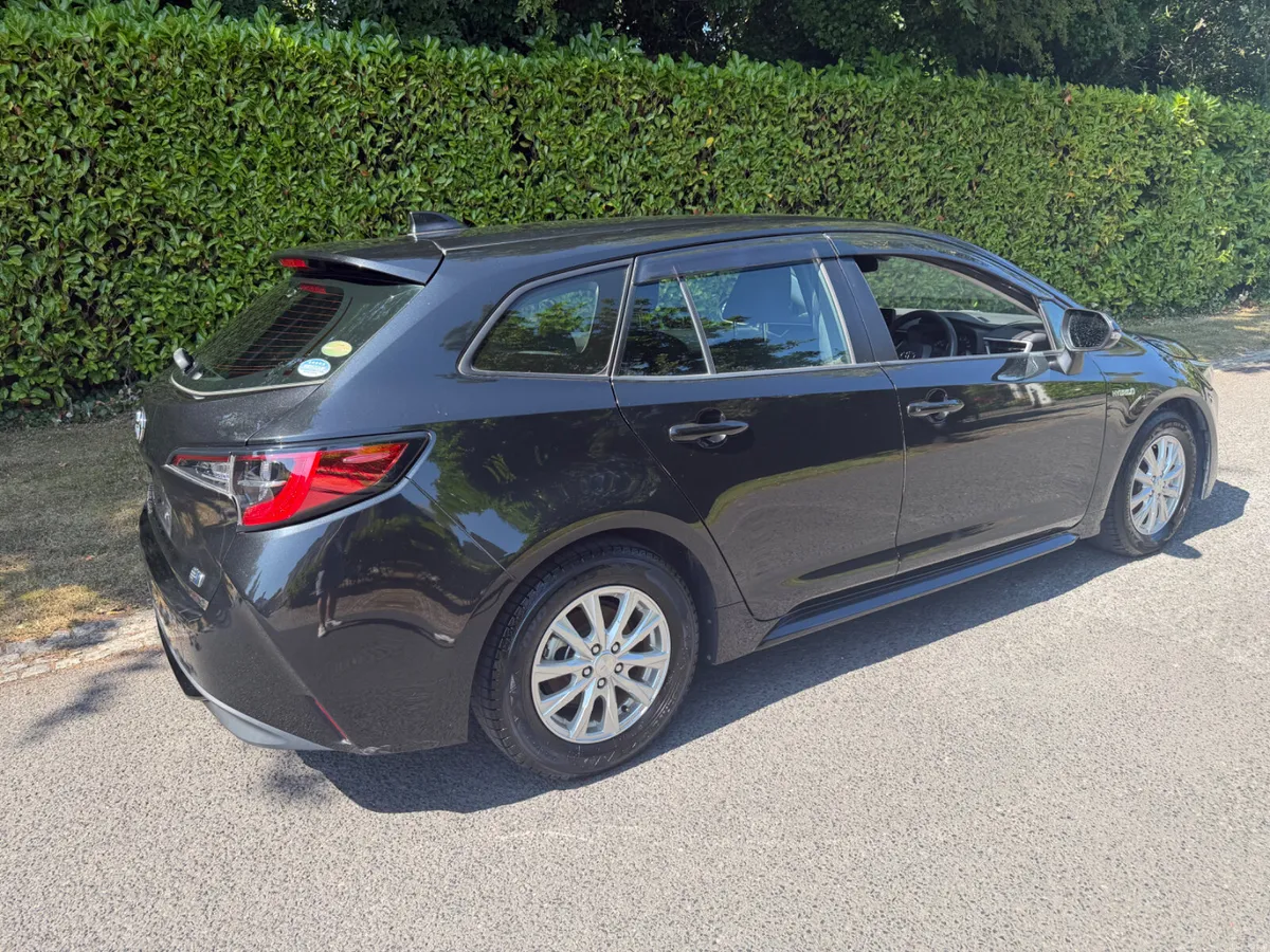 2020 Toyota Corolla Hybrid GX Estate - €14,950 - Image 4